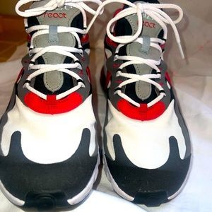 Nike AirMax 270 React Black Iron University Red